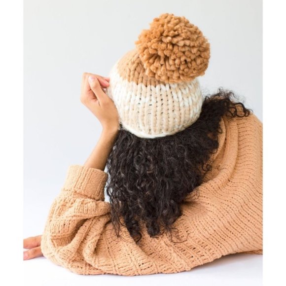 FREE PEOPLE Cozy Up Color Block Pom Beanie Oat Camel Chunky Knit Warm Fuzzy Boho - Picture 10 of 10